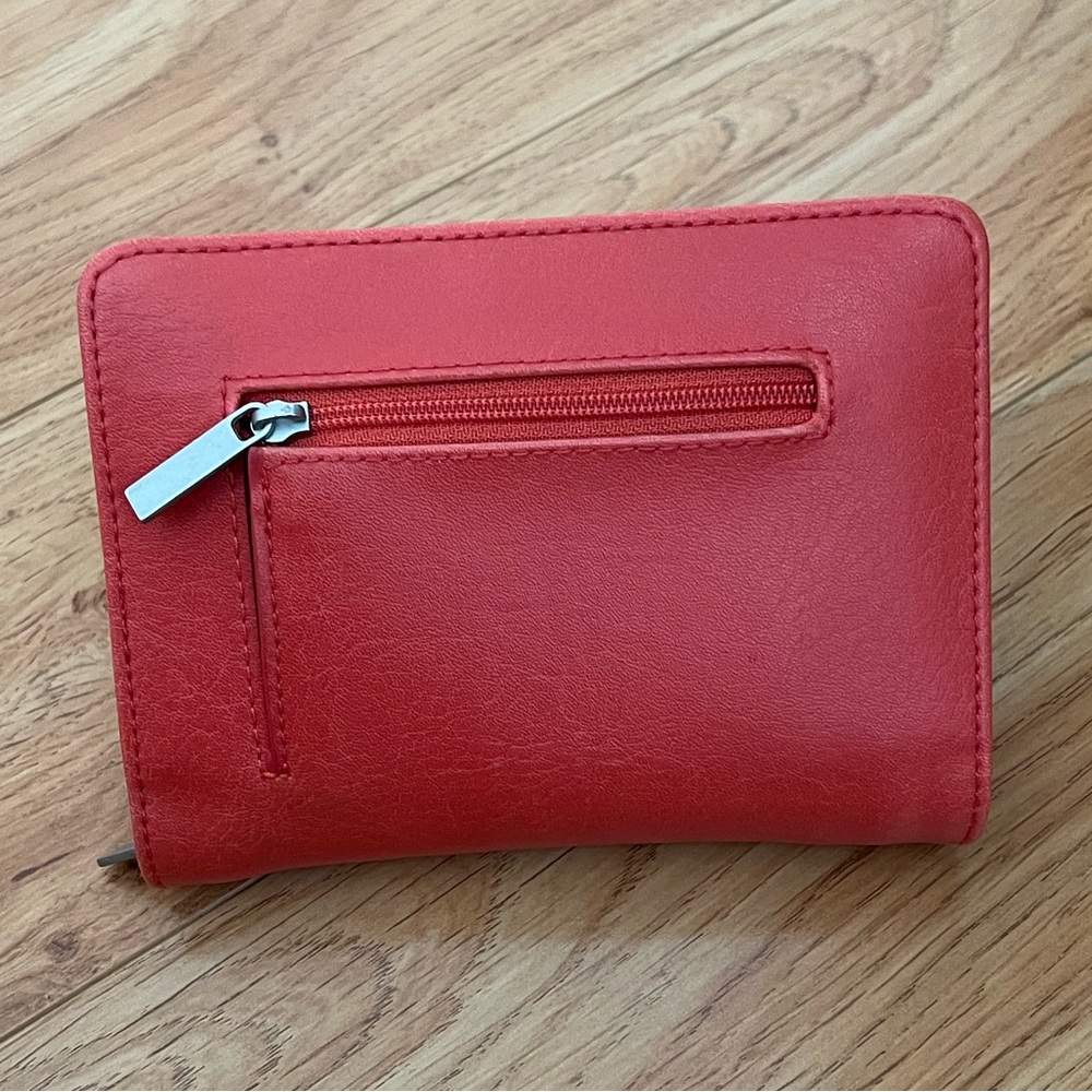 Matt & Nat Vegan Wallet With Removable Insert - image 2